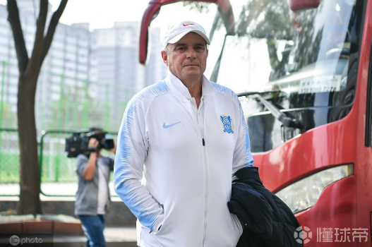 188������ѯ������ȥ����A�ӻ���B�ӣ���û������˭����˼